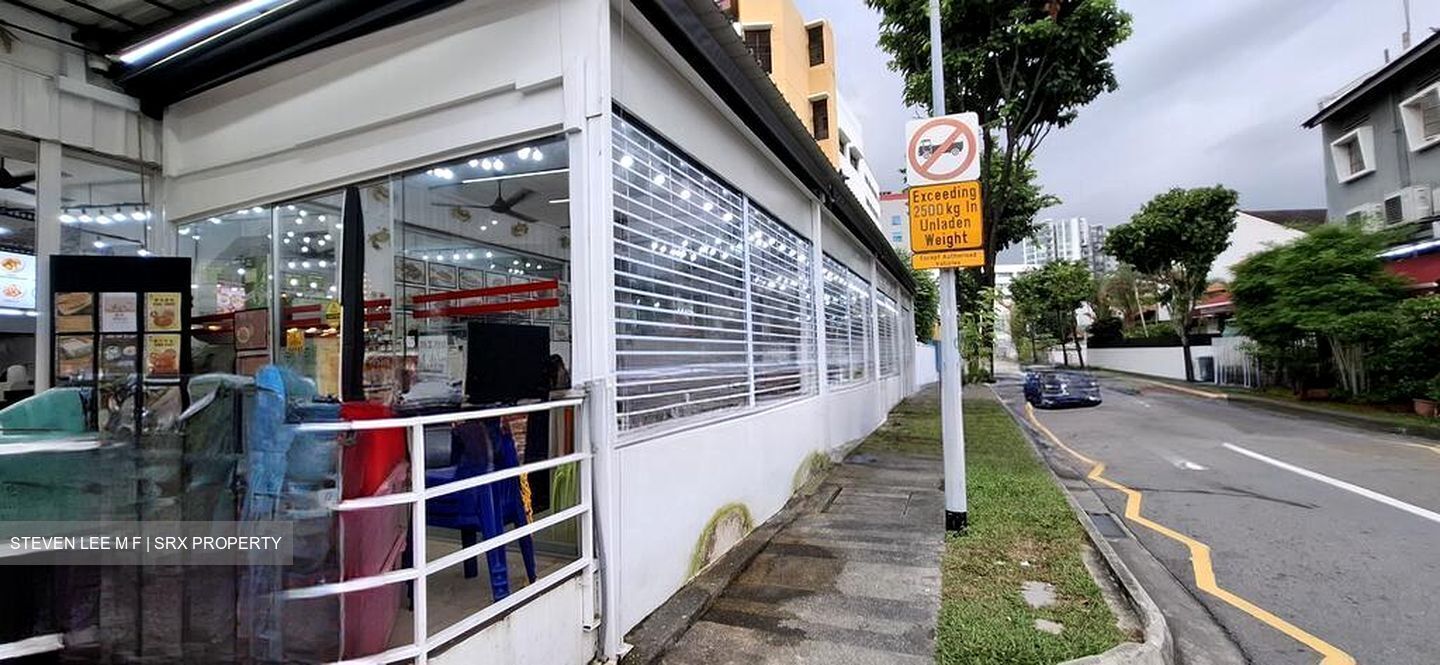 Upper Paya Lebar Road (D19), Shop House #521868181